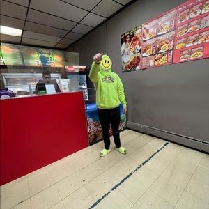 Meet your Posher, Cameron